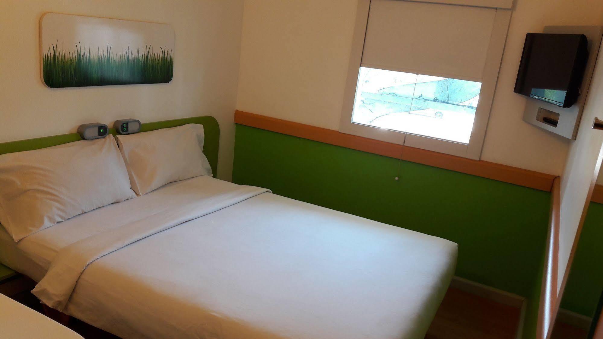 Cordia Hotel Makassar Airport Manda Экстерьер фото