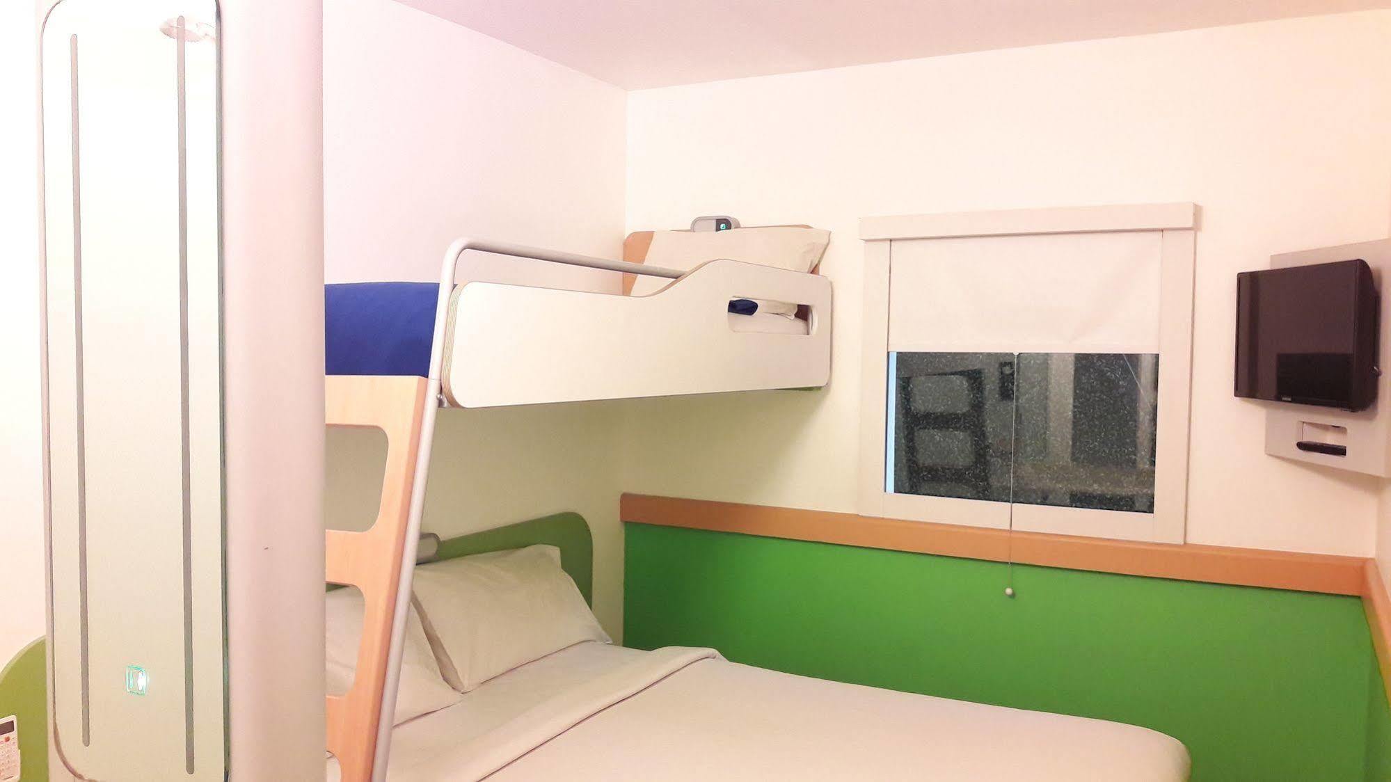 Cordia Hotel Makassar Airport Manda Экстерьер фото