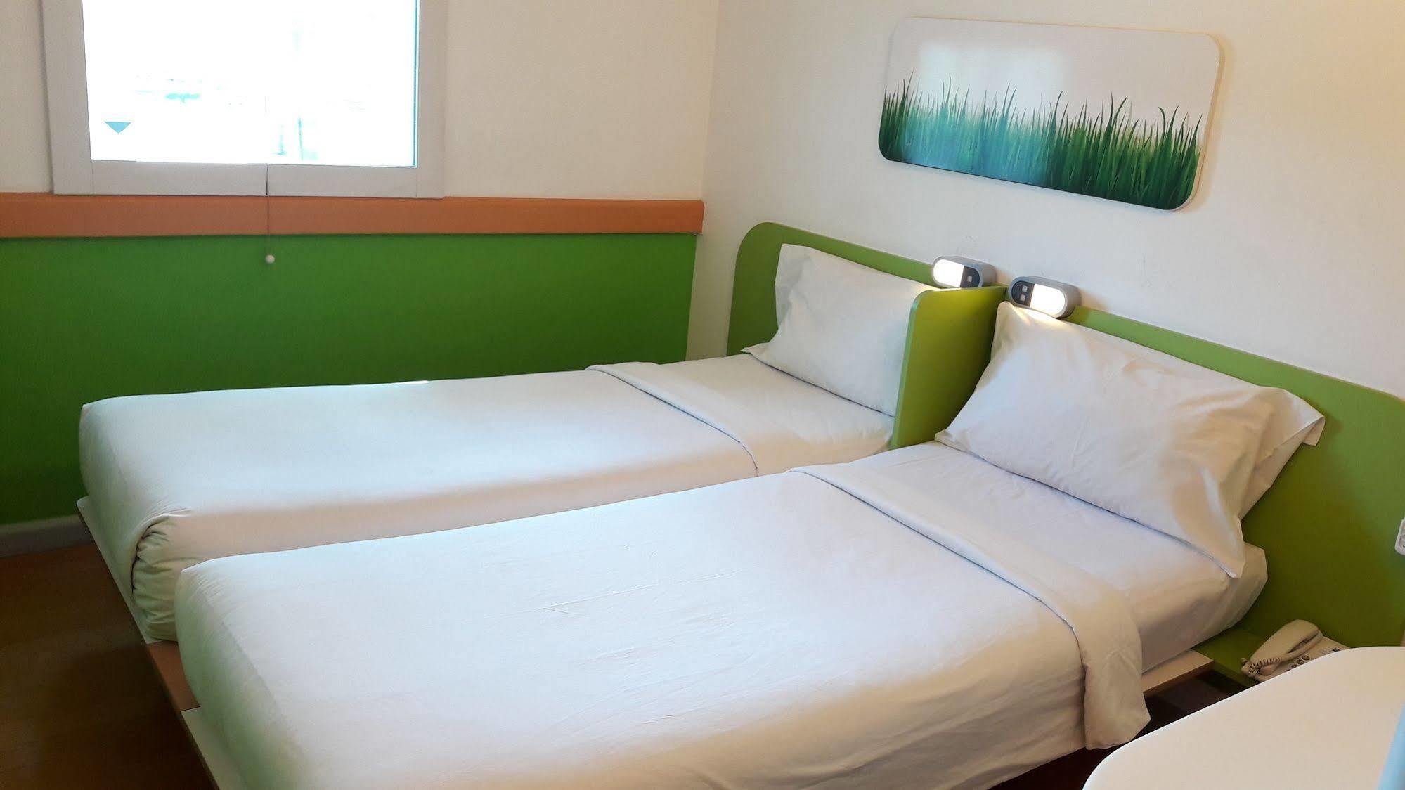 Cordia Hotel Makassar Airport Manda Экстерьер фото