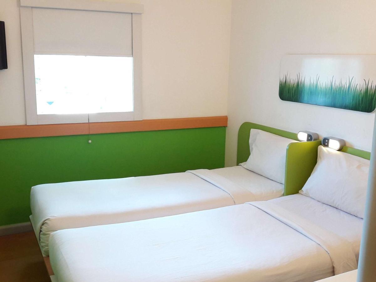 Cordia Hotel Makassar Airport Manda Экстерьер фото
